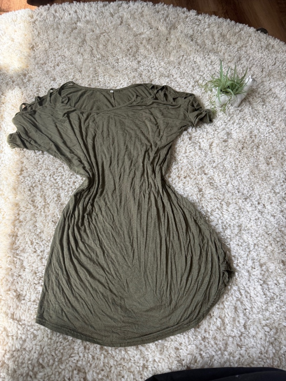Soft olive Women's Olive Green Midi cute simple minimalist Dress - Lightweight S
